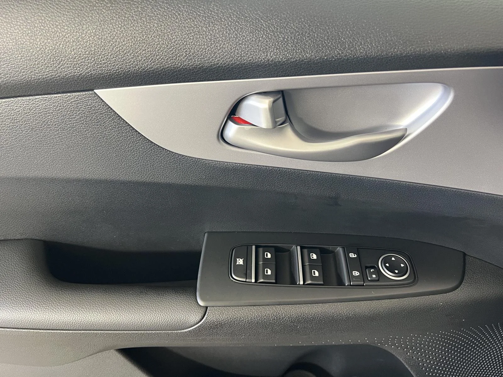Used 2024 Gravity Gray Kia LXS image 13
