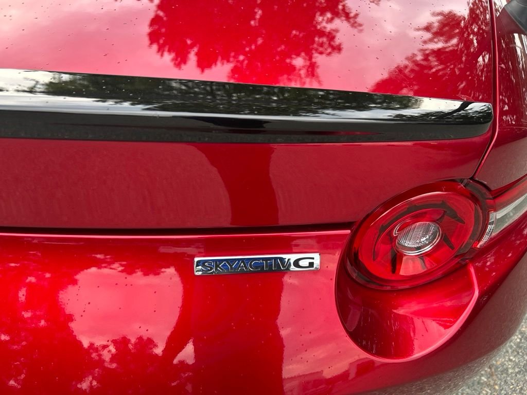 Used 2025 Red Mazda Club image 10