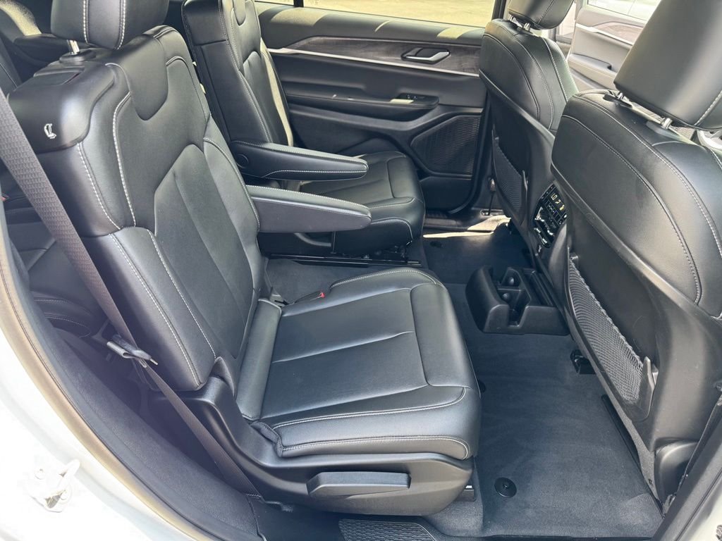 Used 2023 Bright White Clearcoat Jeep Limited image 31