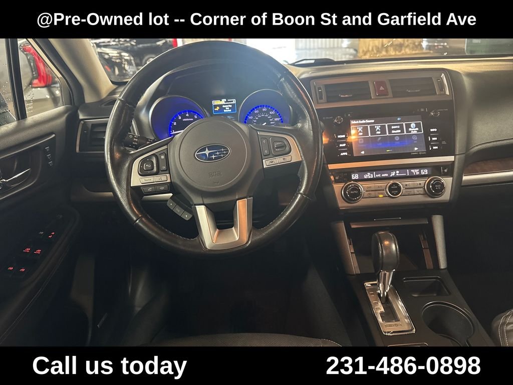 Used 2016 White Subaru 2.5i image 17