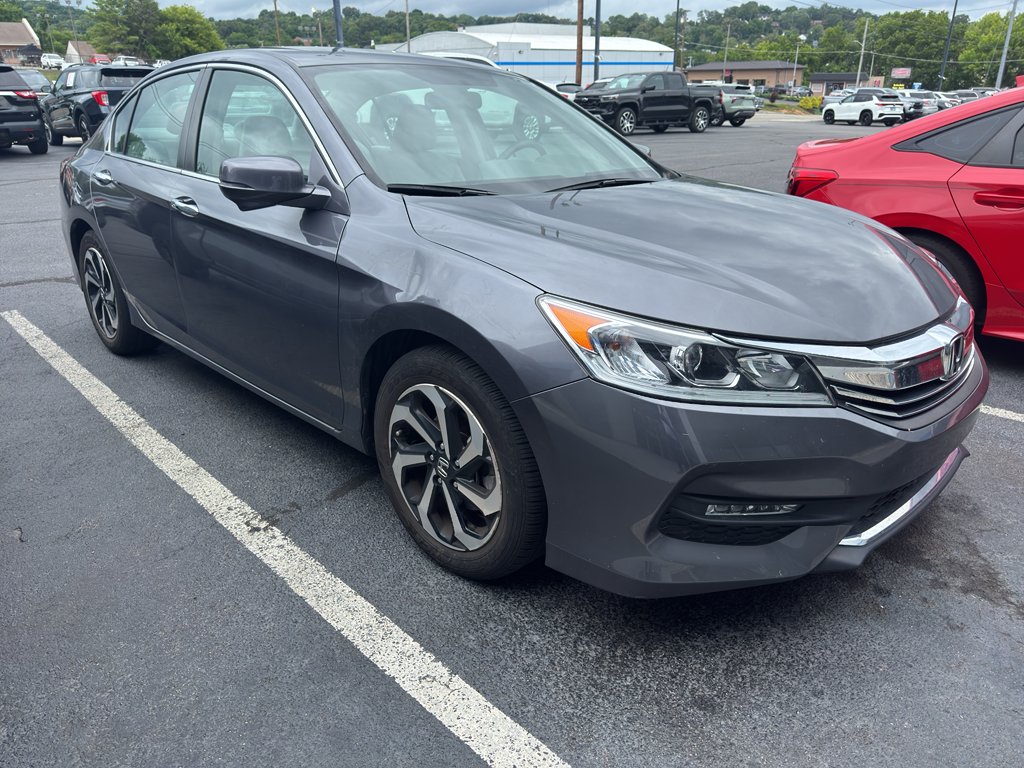 Used 2017 Gray Honda EX image 1