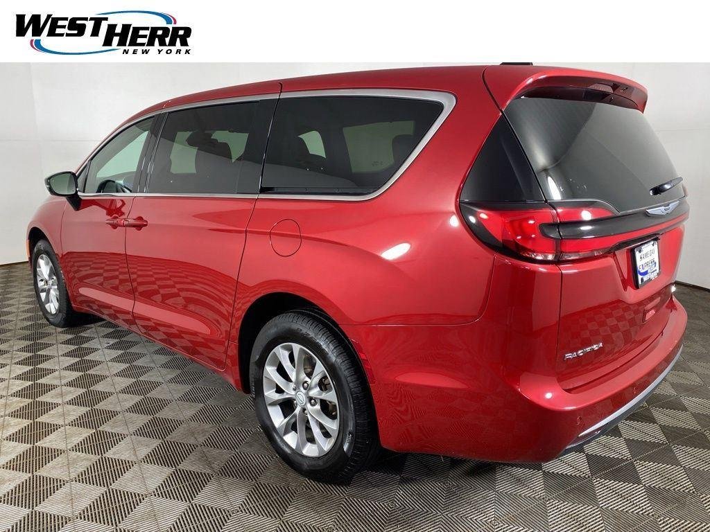 Used 2026 Red Hot Pearlcoat Chrysler Select AWD image 27