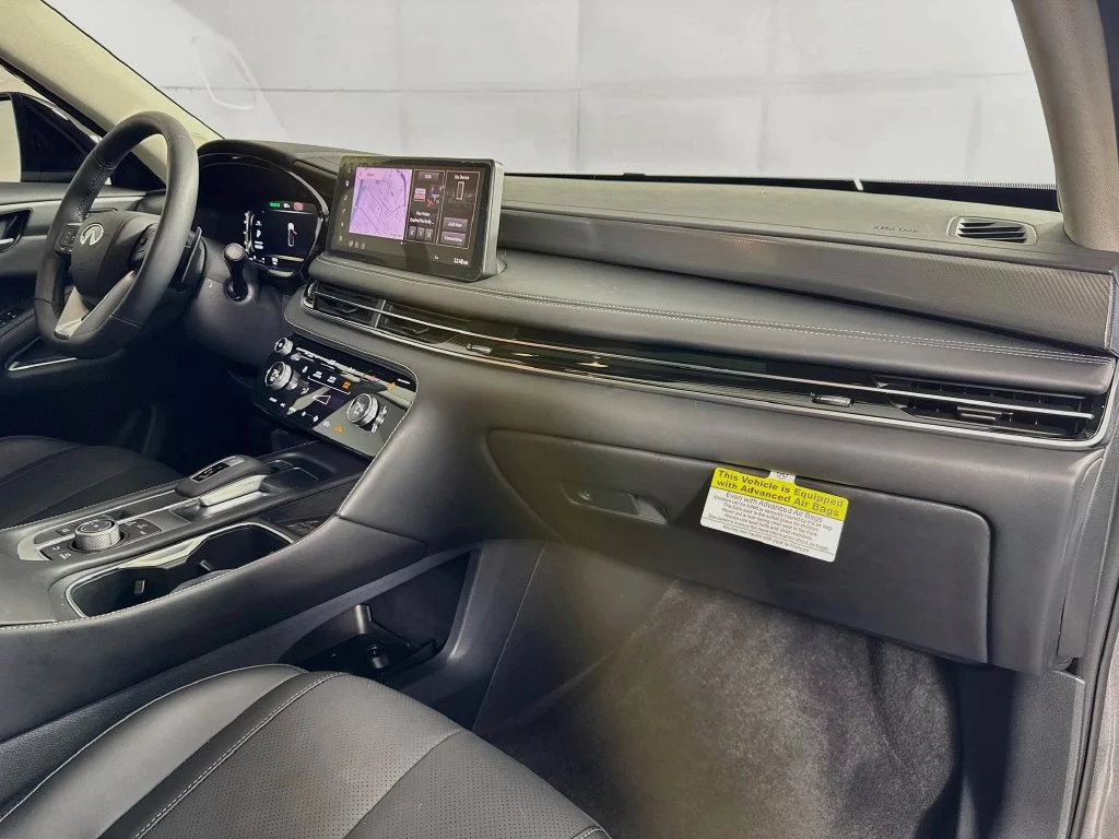 Certified Used 2027 Gray INFINITI LUXE image 41