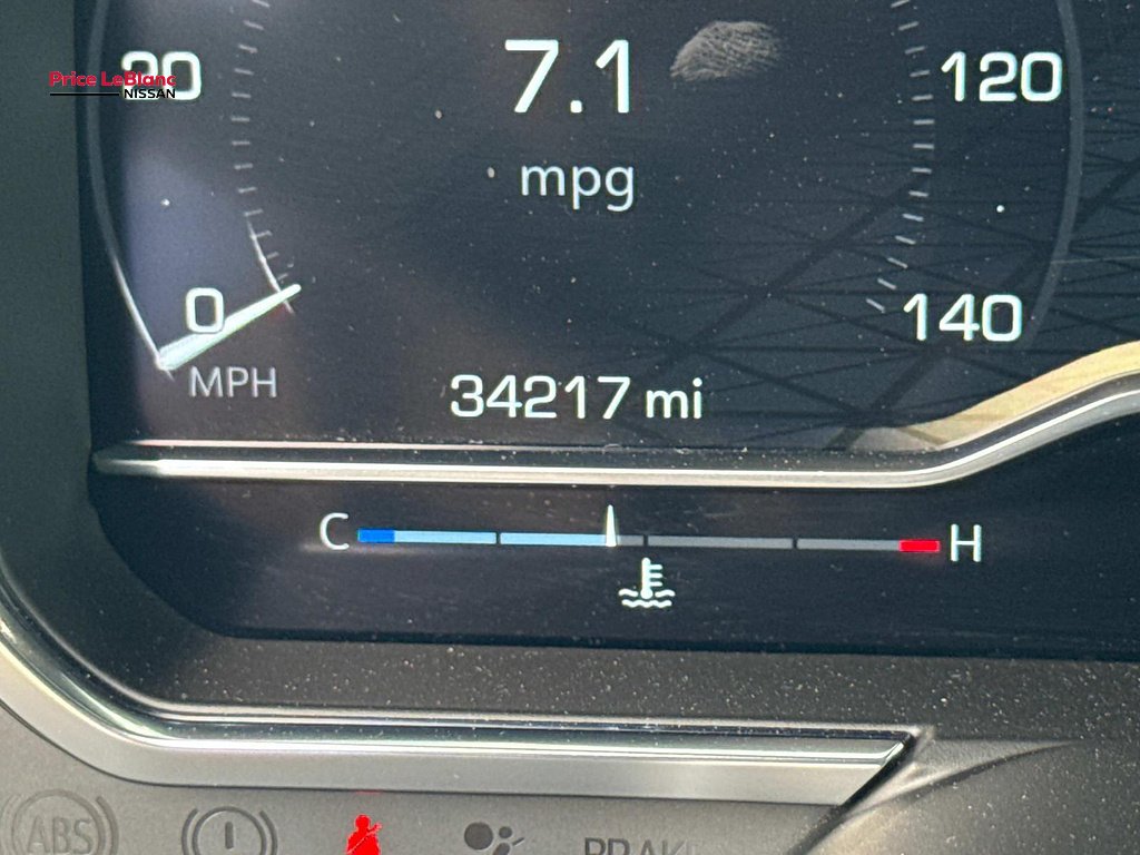 Used 2025 Summit White GMC AT4X image 27
