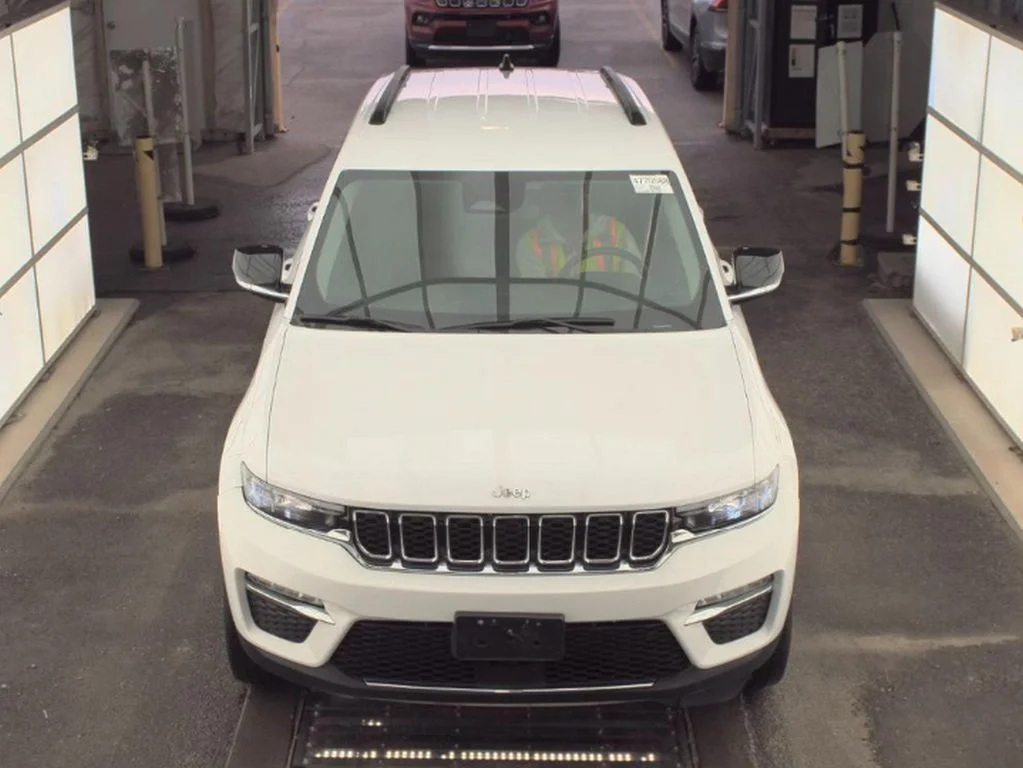 Used 2023 Bright White Clearcoat Jeep Limited image 3