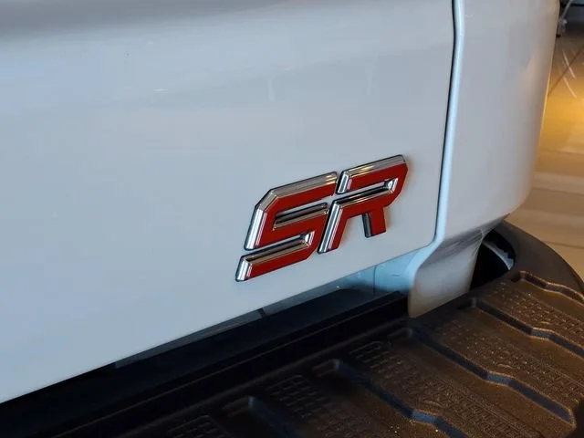 New 2026 Summit White Chevrolet RST image 20
