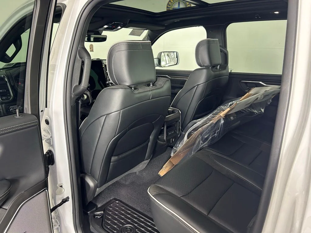 New 2026 Ivory White Tri-Coat Pearl-Coat Exterior Paint RAM Laramie image 13