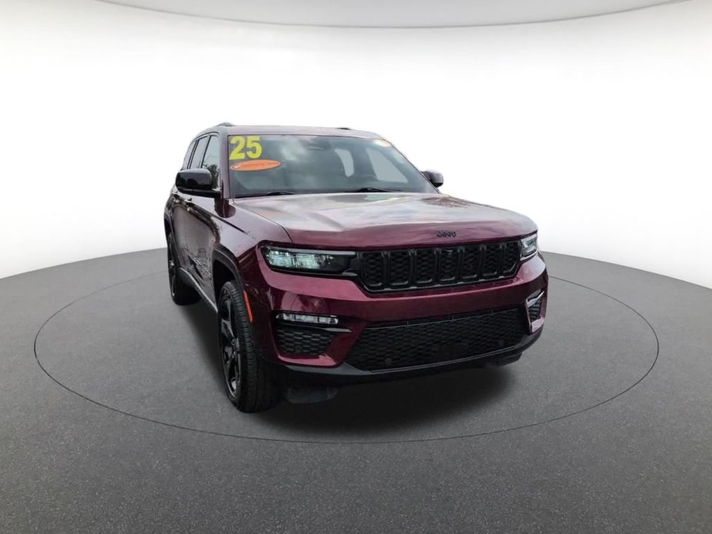 Certified Used 2025 Velvet Jeep Limited image 3