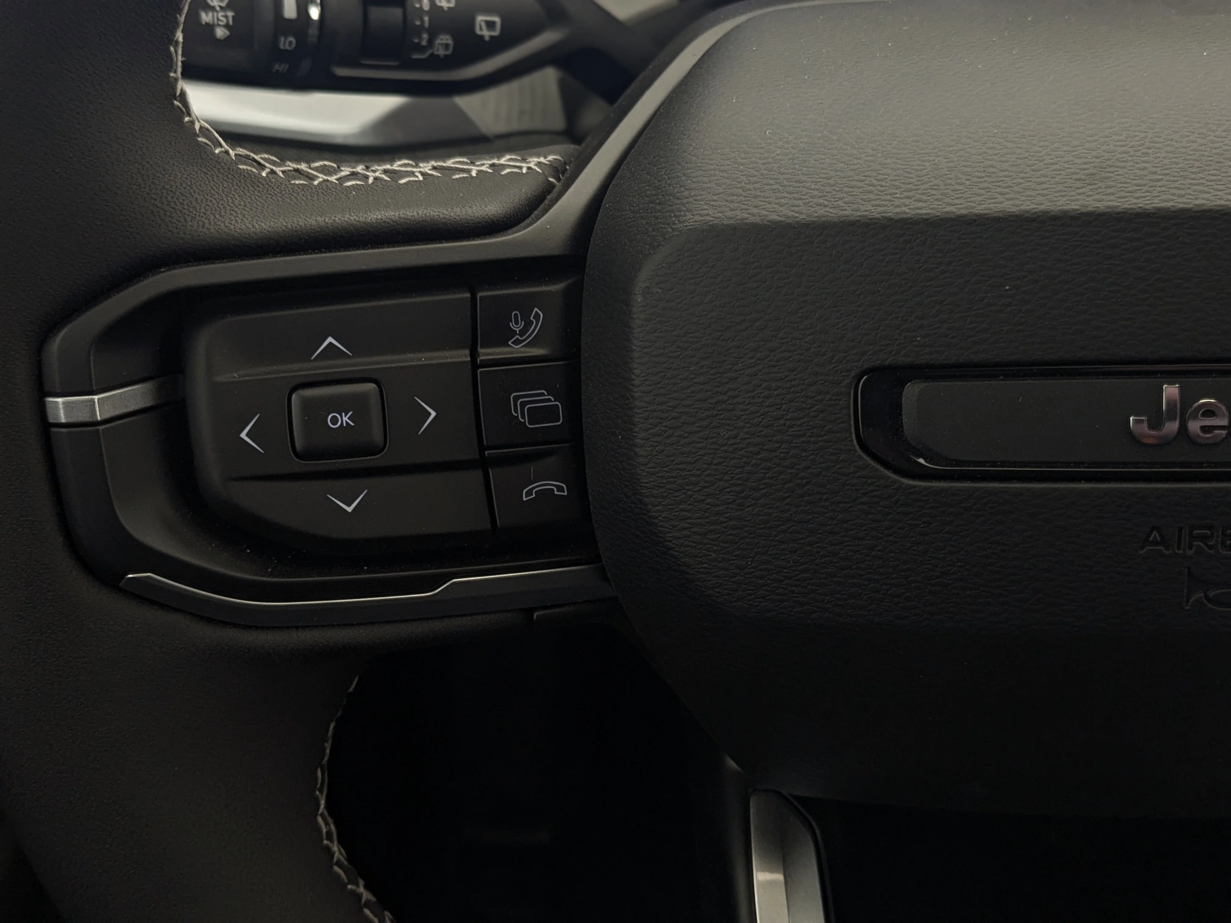 New 2026 White Jeep Laredo - - Pkg 23F  - Compact Spare  - 1.6L Turbo Hybrid  - 12.3 Touchscreen  & More image 17
