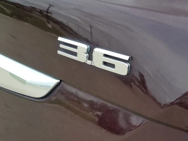 Used 2018 Red Cadillac Luxury image 7