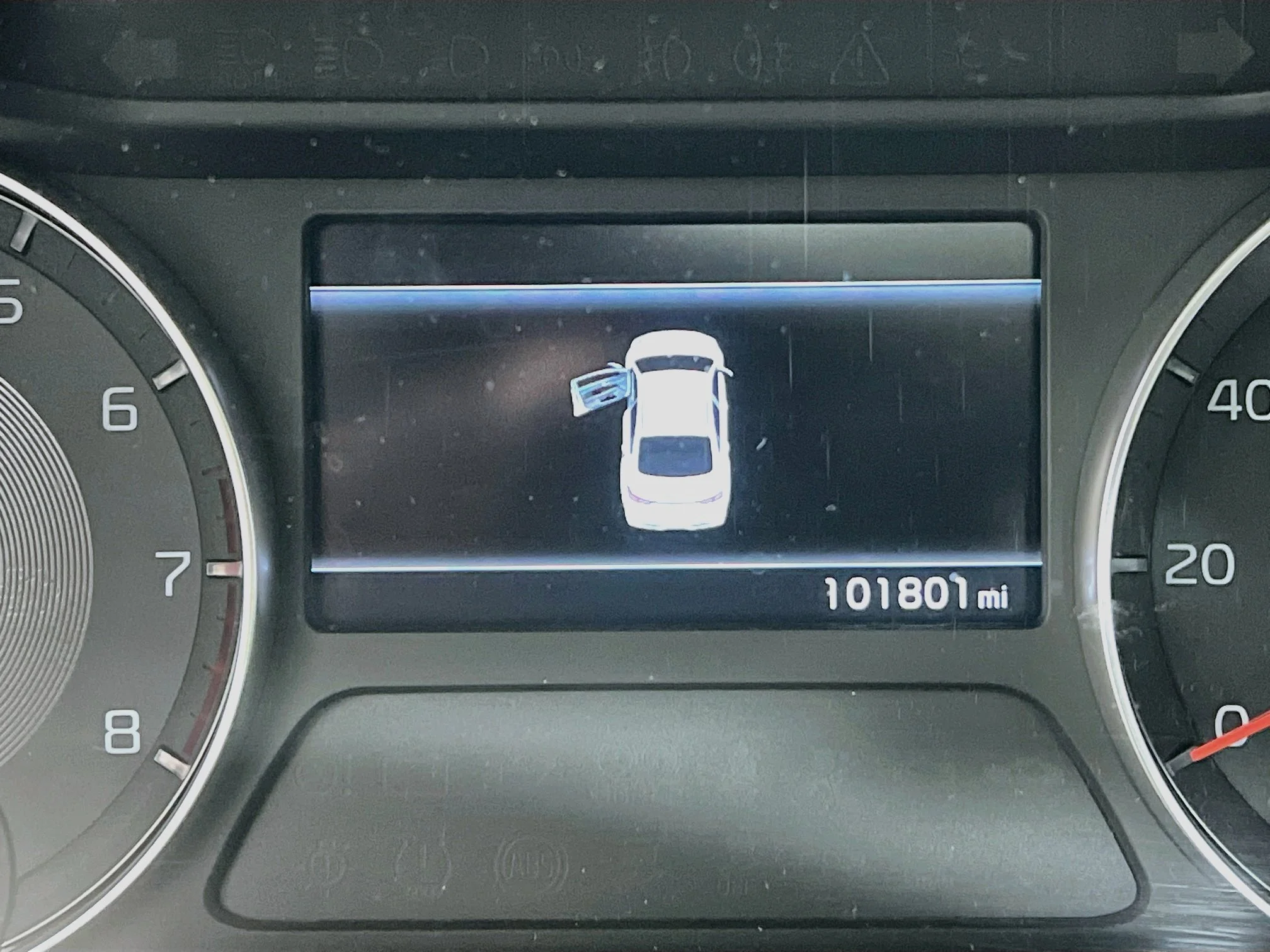 Used 2023 Snow White Pearl Kia GT-LINE image 10