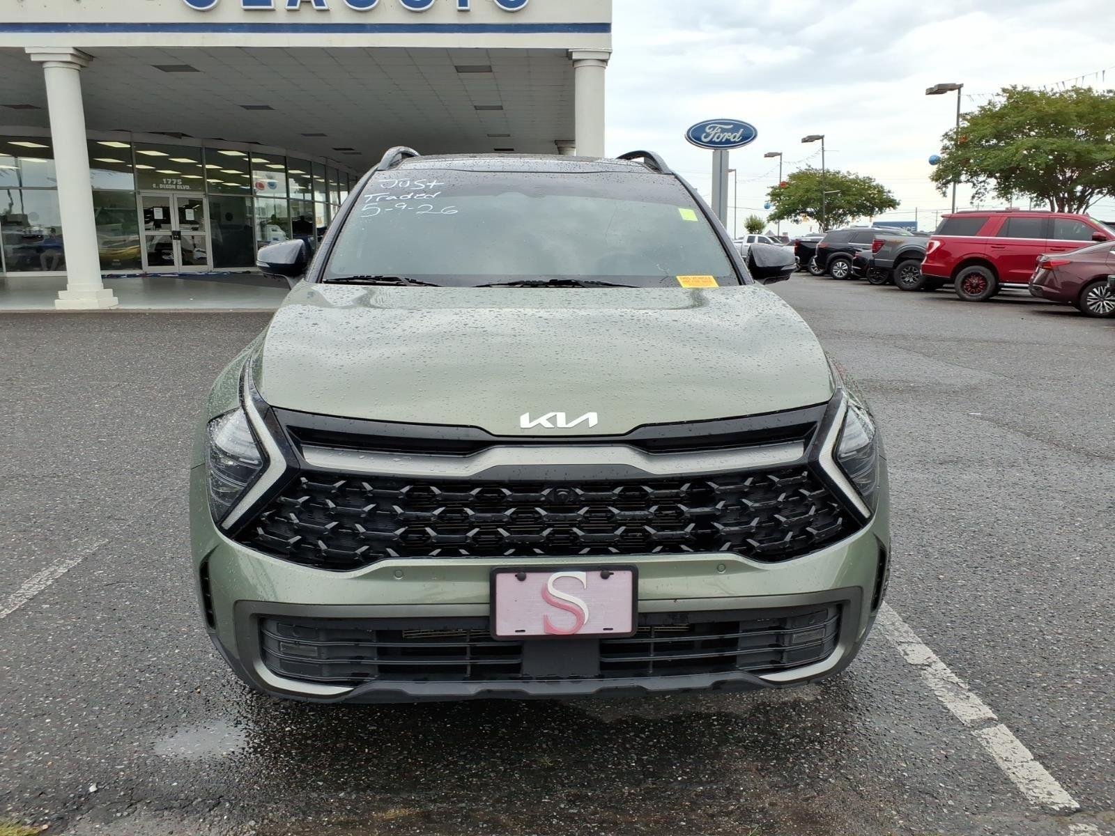 Used 2024 Jungle Green/Ebony Black Roof Kia X-Pro Prestige image 2