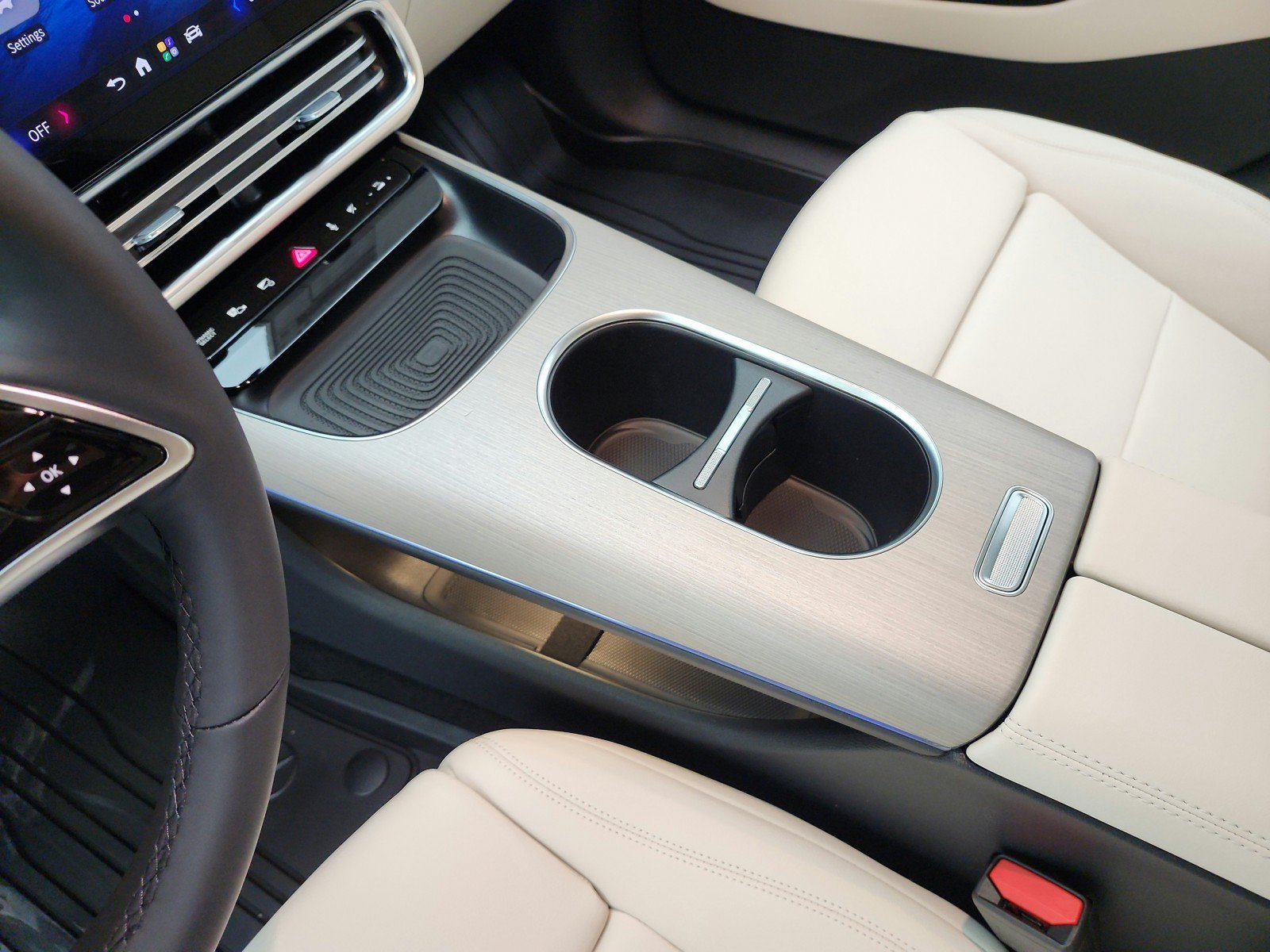 New 2027 Polar White Mercedes-Benz CLA 250+ Electric RWD image 30