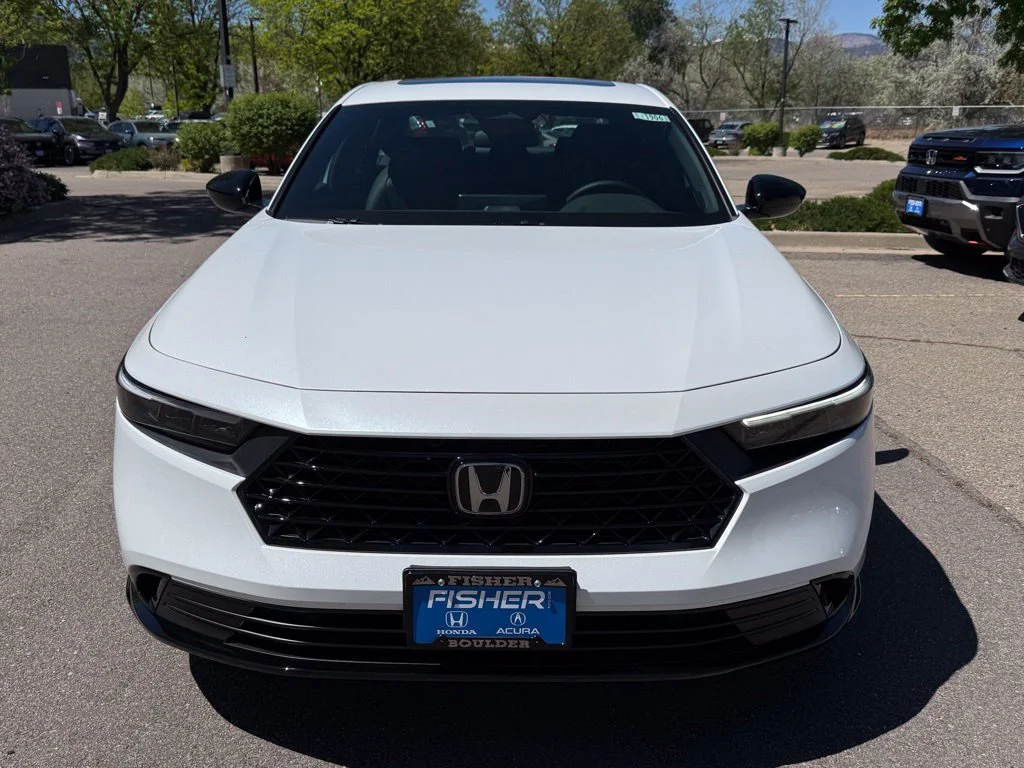 New 2026 Platinum White Pearl Honda Sport-L image 10