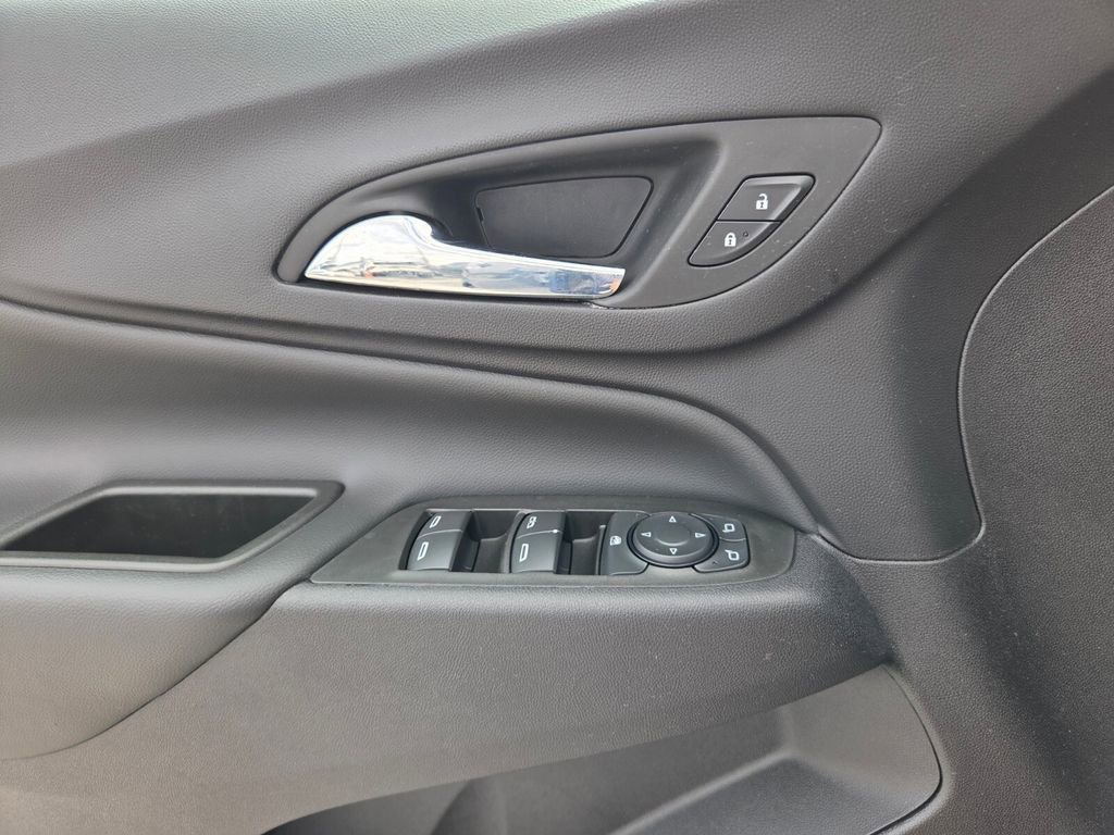 2024 Chevrolet Equinox LT - Photo 23