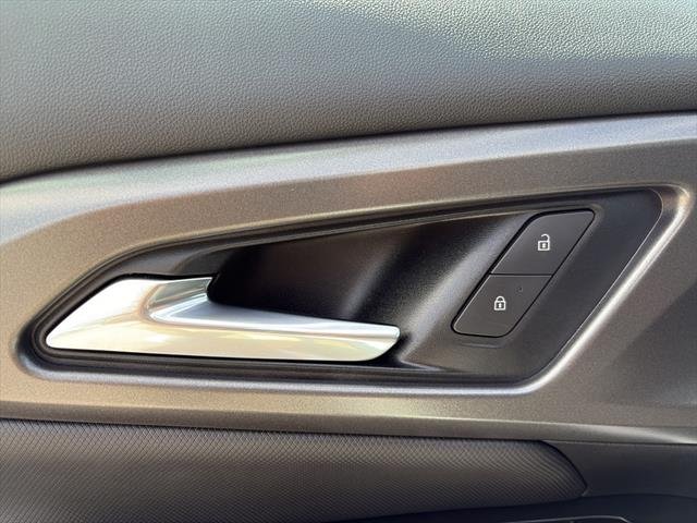 New 2026 Summit White Chevrolet LT image 26