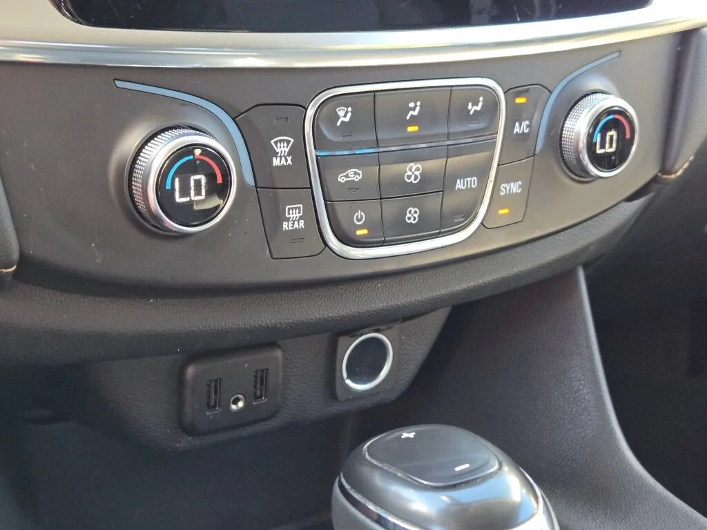 Used 2020 Black Chevrolet LS image 29