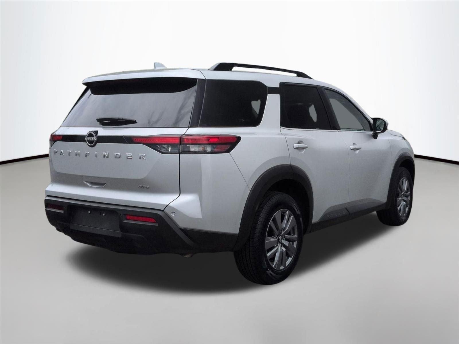 Used 2025 Brilliant Silver Metallic Nissan SV image 5