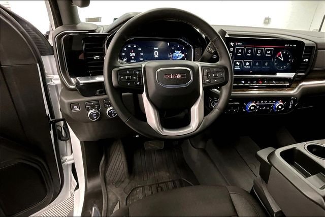 2024 GMC Sierra 3500HD SLE - Photo 6
