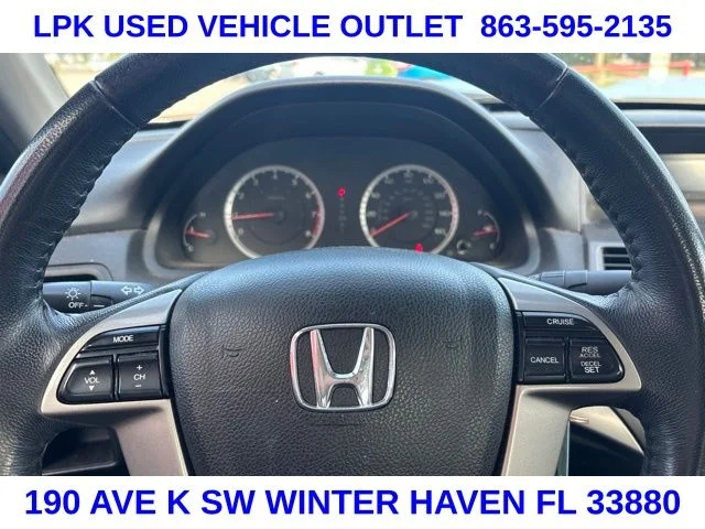 Used 2012 Silver Honda SE image 13
