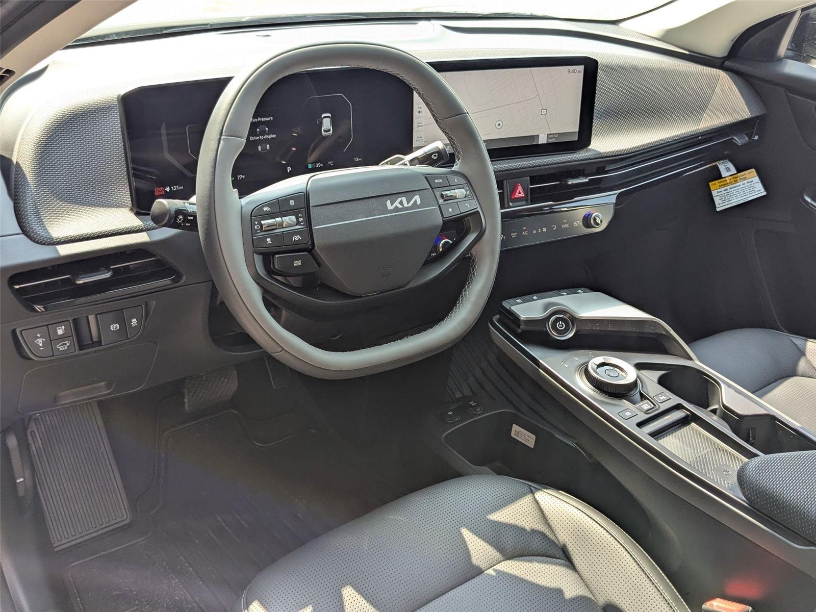 2025 Kia EV6 Wind - Photo 16