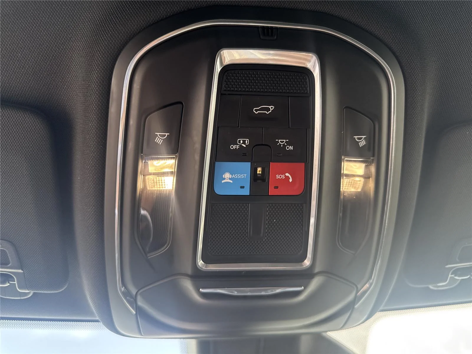 Used 2023 Bright White Clearcoat Jeep Altitude image 29
