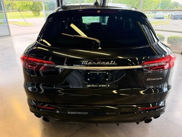 Used 2025 Black Maserati Base image 4