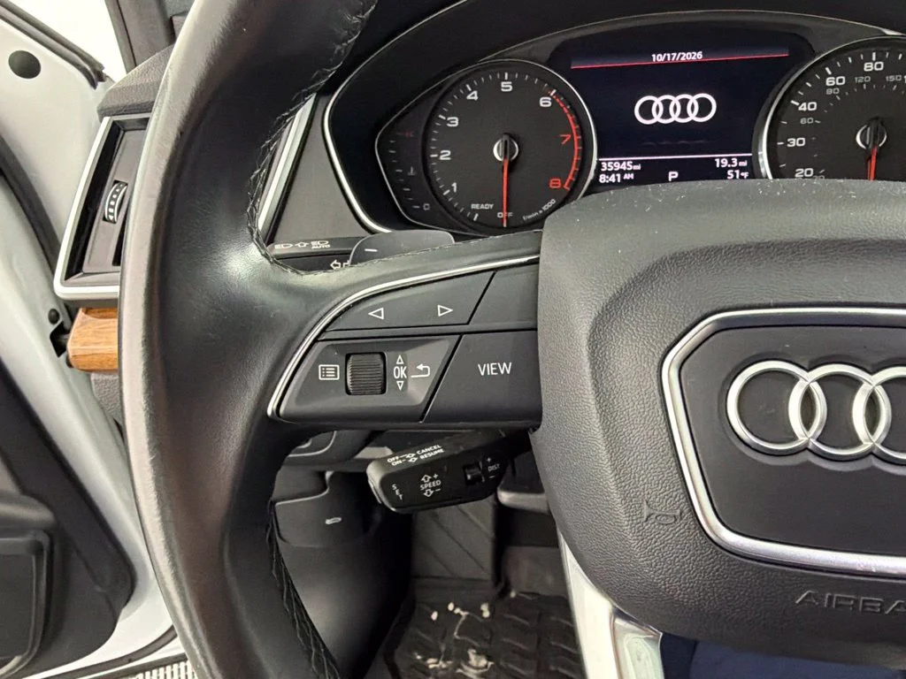 Used 2023 Glacier White Audi 45 S line Premium image 24