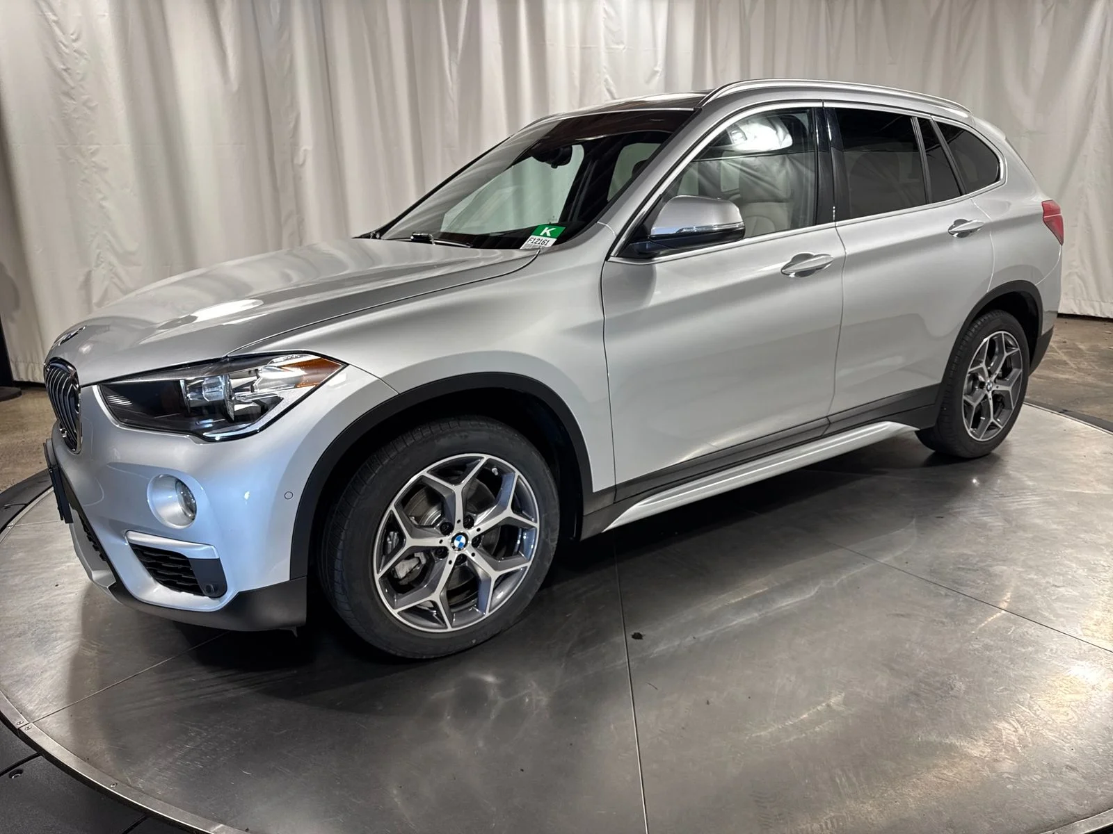 2018 BMW X1 xDrive28i's photo