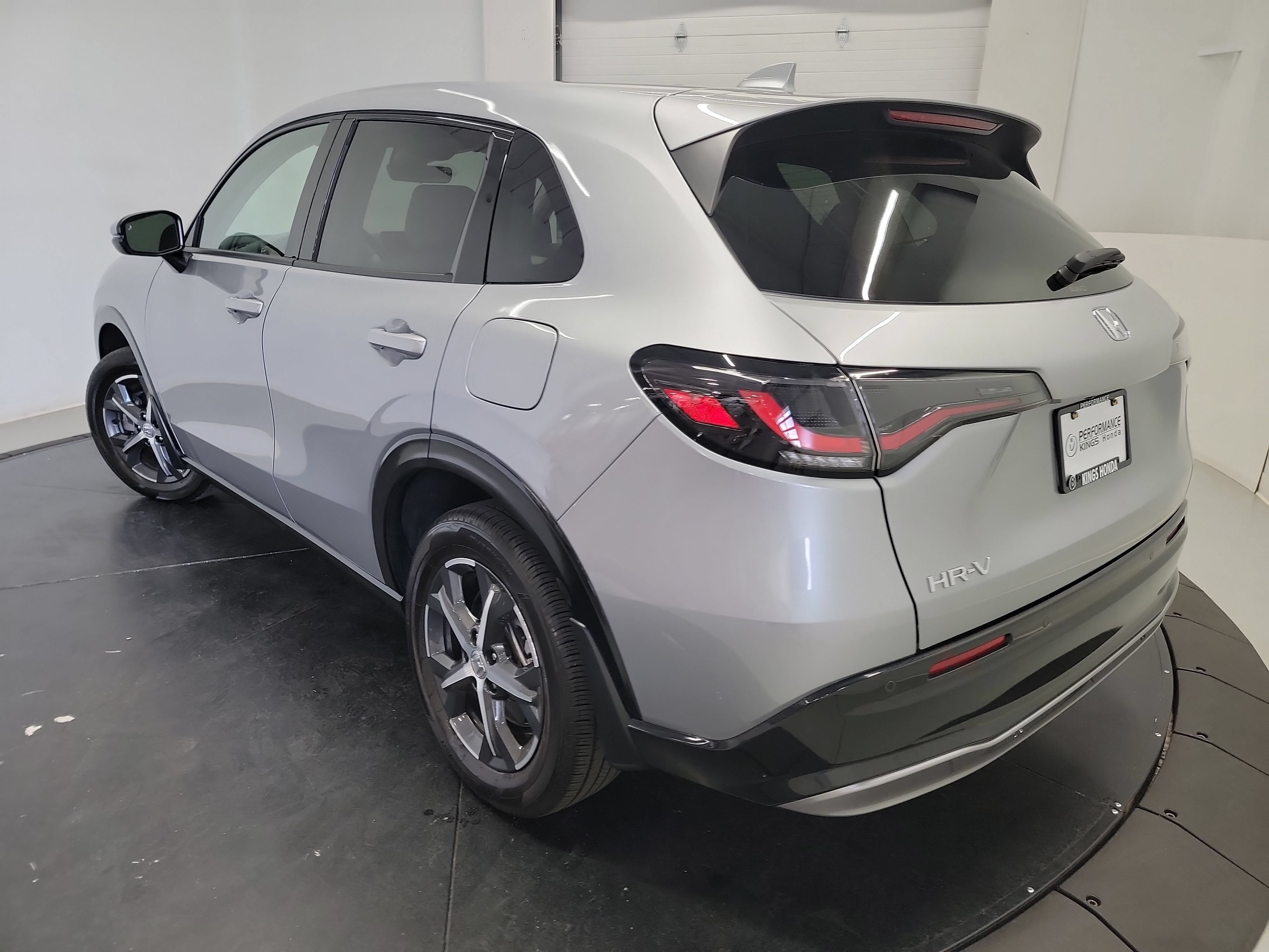 Certified Used 2025 Lunar Silver Metallic Honda AWD EX-L image 6