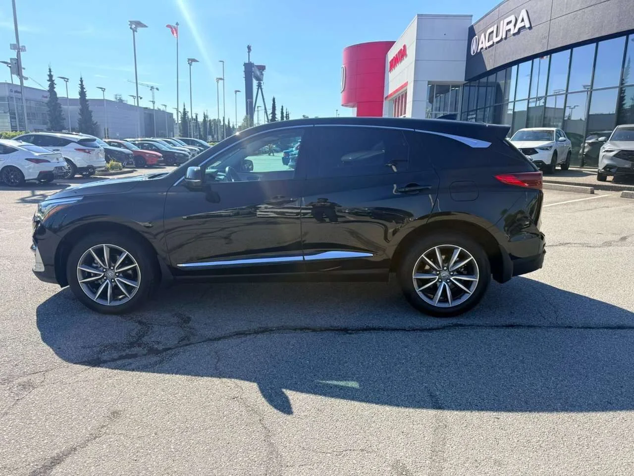 Used 2021 Majestic Black Pearl Acura SH-AWD Elite at Dilawri Certified   Local BC   Cle image 2