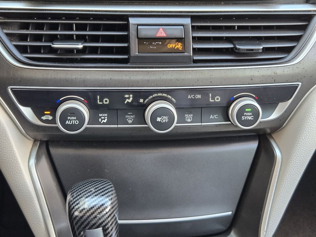 Used 2018 Black Honda LX image 13