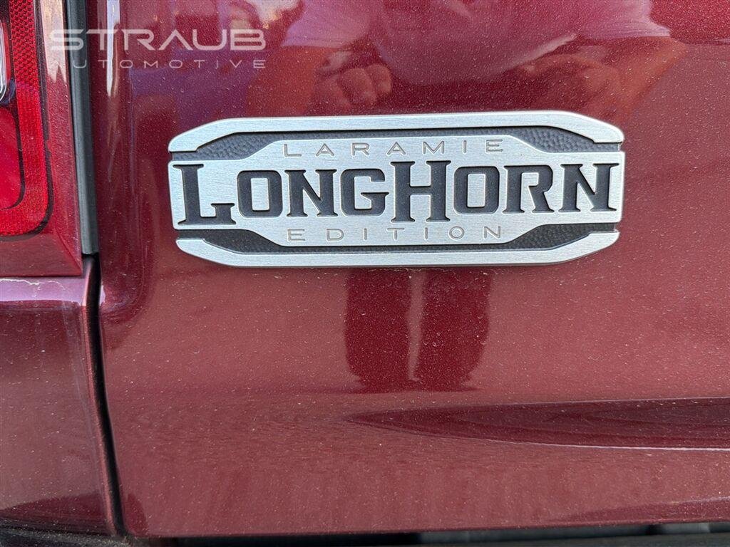 Used 2019 Delmonico Red Pearlcoat Ram Longhorn image 10