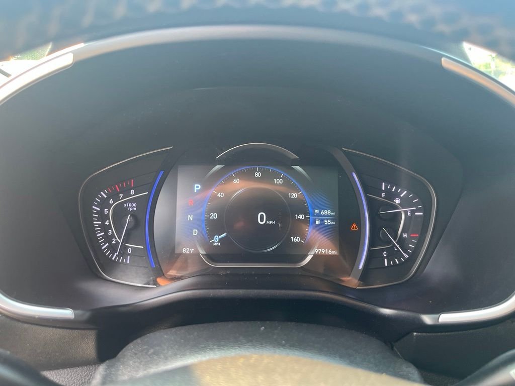 Used 2020 Quartz White Hyundai Limited image 27