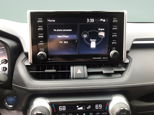 Used 2021 Gray Toyota XLE image 20