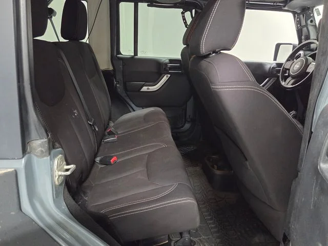 Used 2014 Gray Jeep Unlimited Rubicon image 14