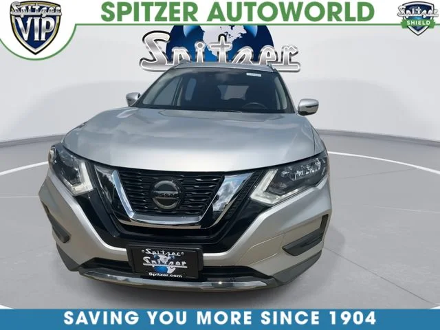 Used 2019 Silver Nissan SV image 3