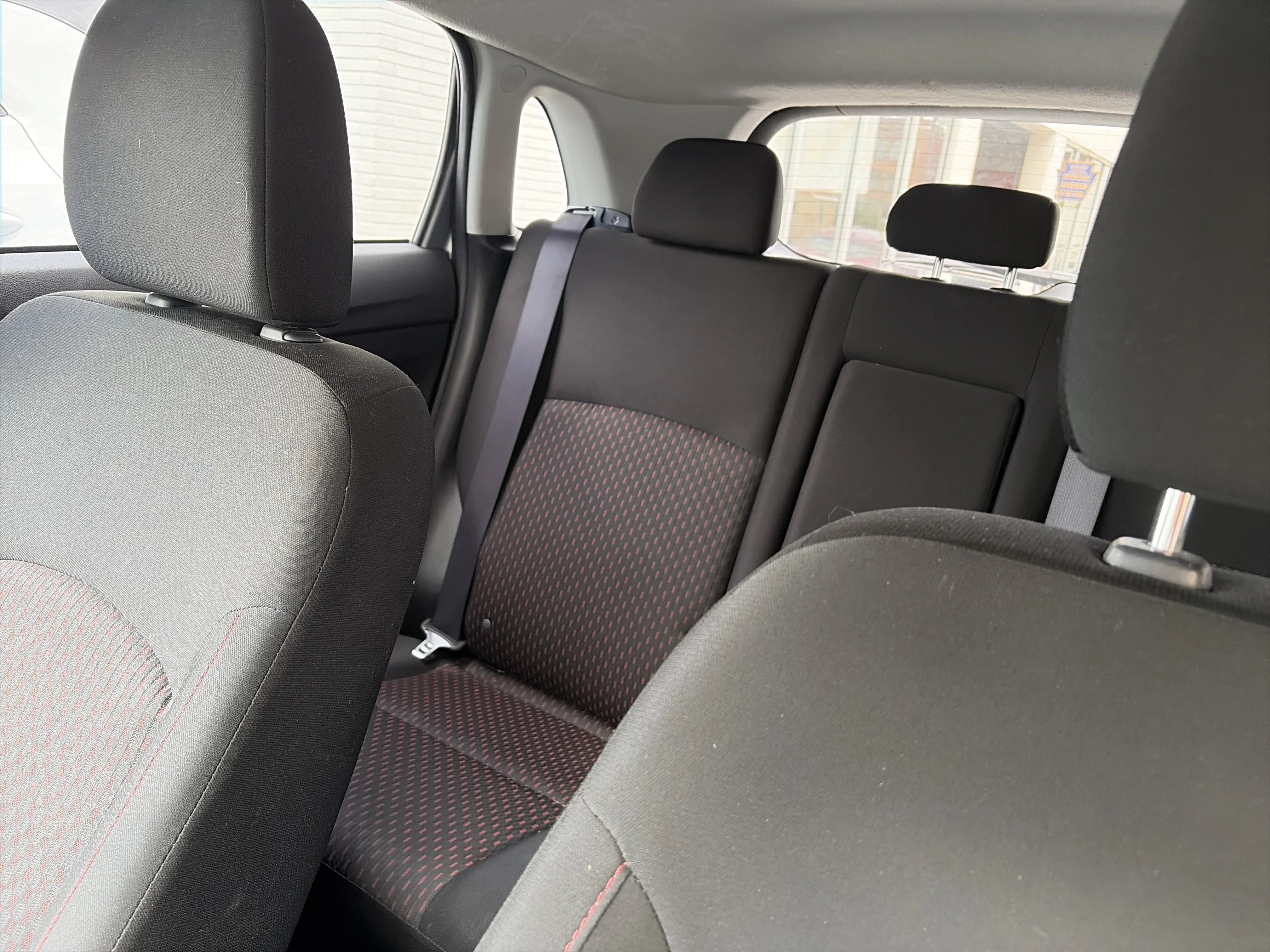 Used 2017 Cool Silver Metallic Mitsubishi LE 2.0 image 12