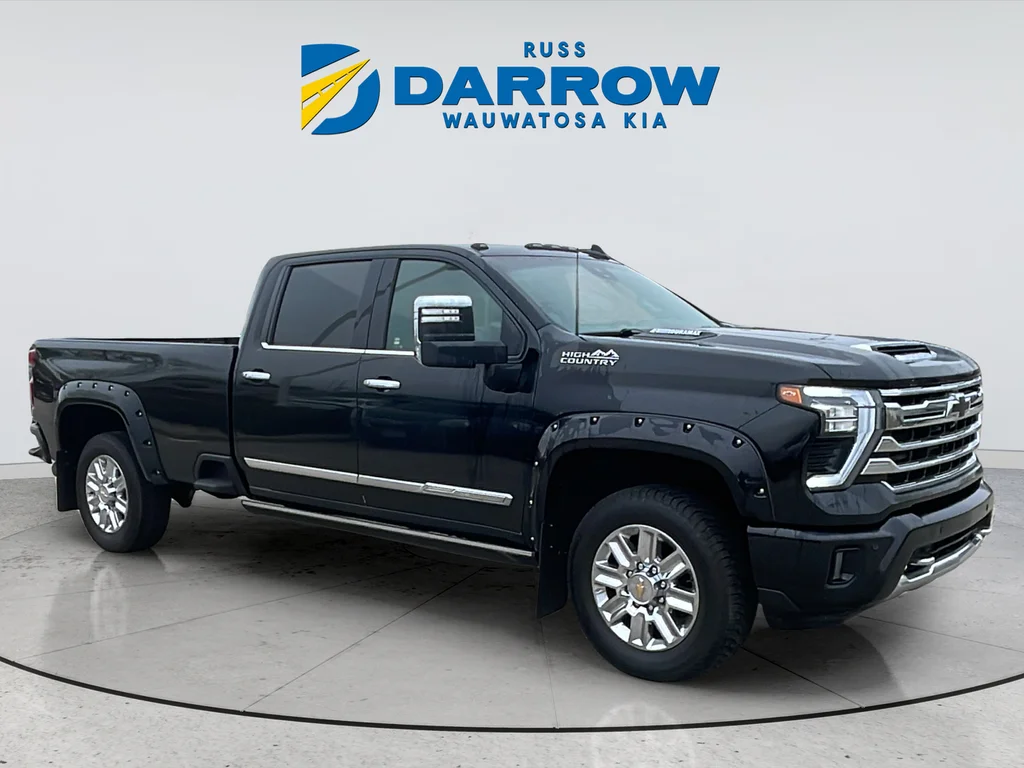 Used 2024 Black Chevrolet High Country image 7