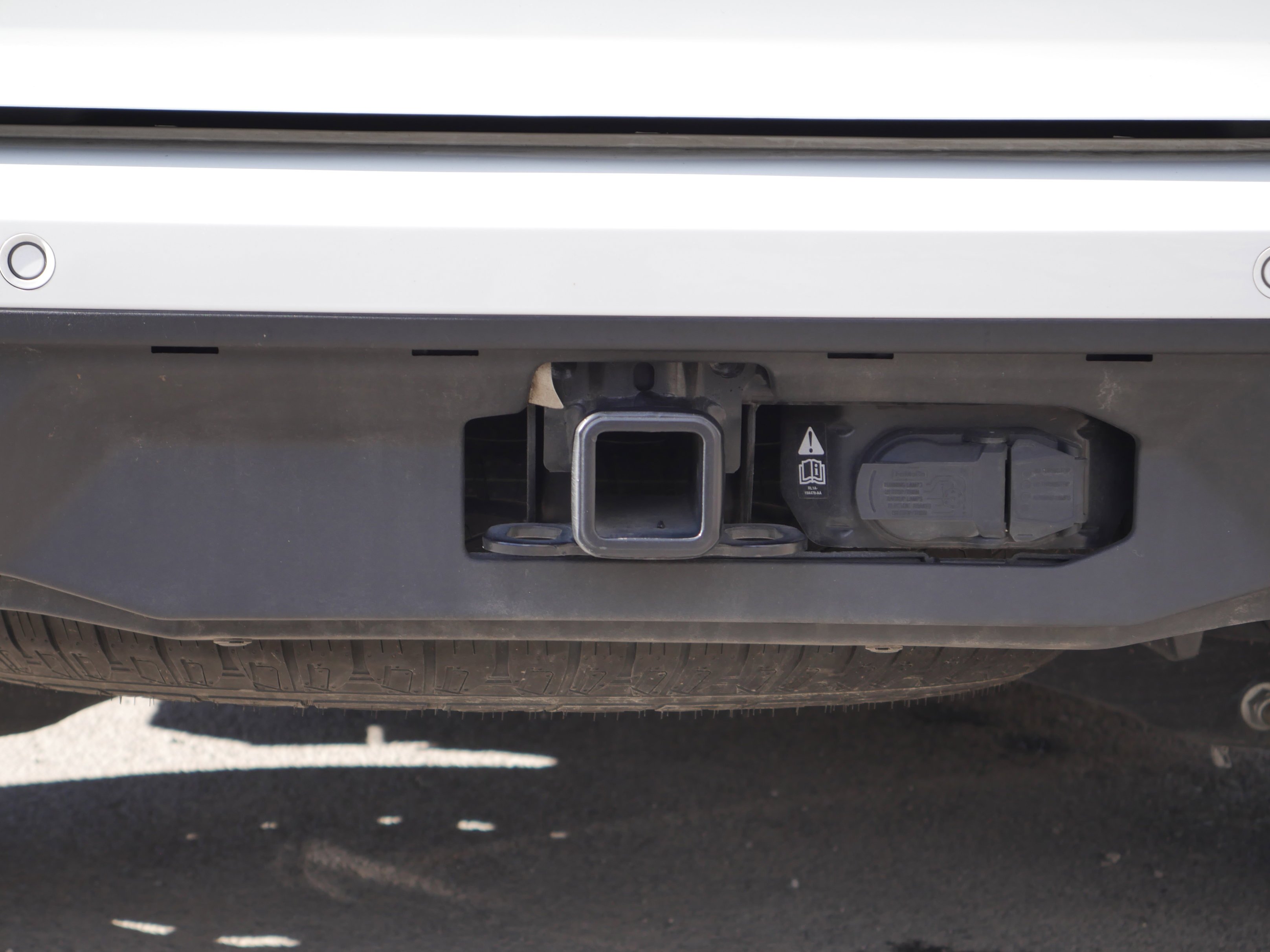 Certified Used 2025 Star White Ford Active image 21