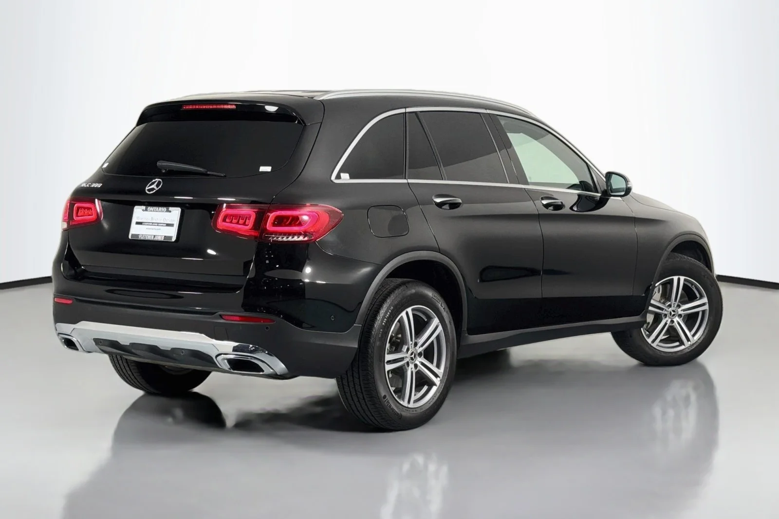 Used 2021 Black Mercedes-Benz 300 image 11