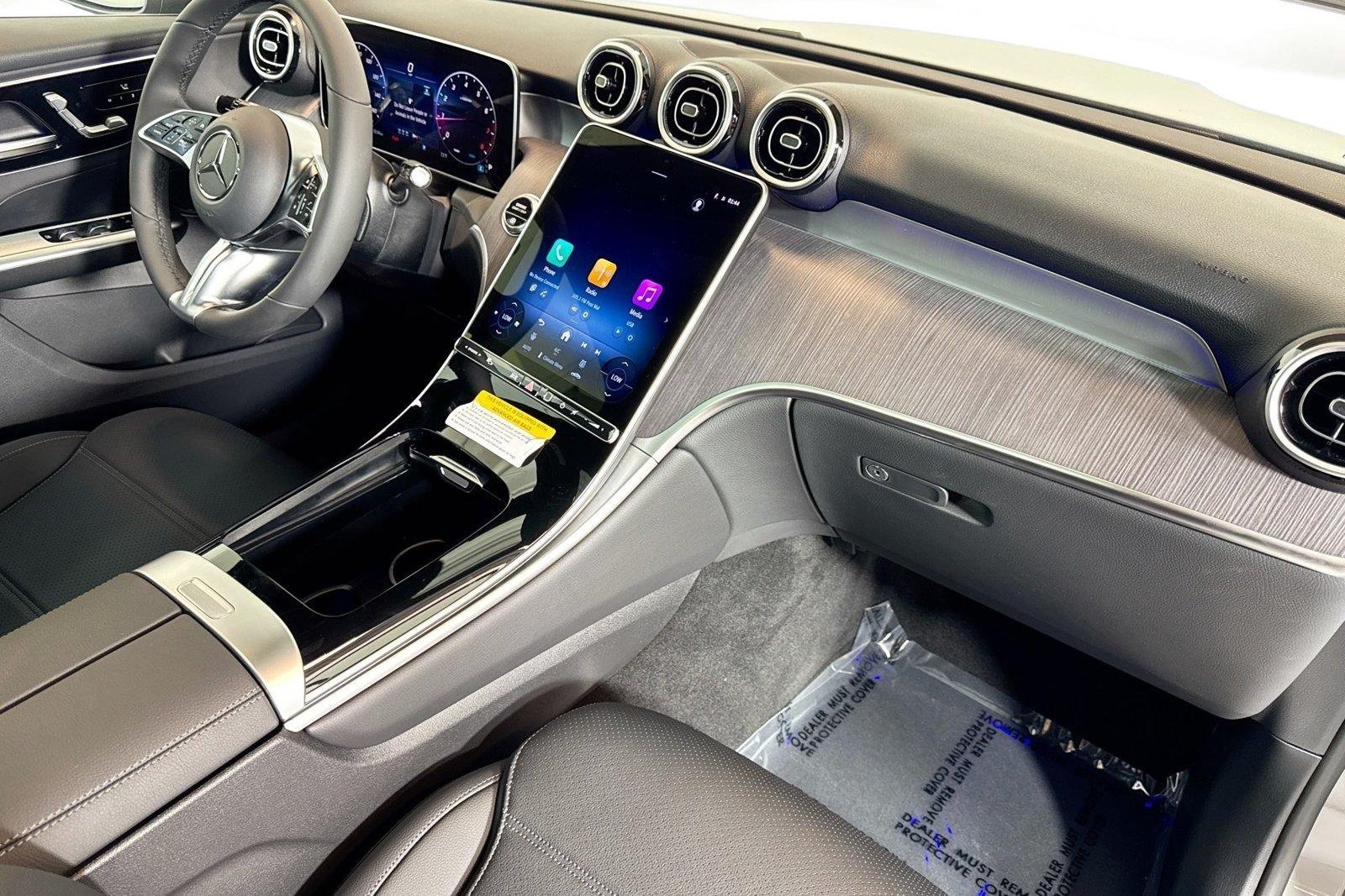 New 2026 Manufaktur Alpine Grey Mercedes-Benz GLC 300 image 27