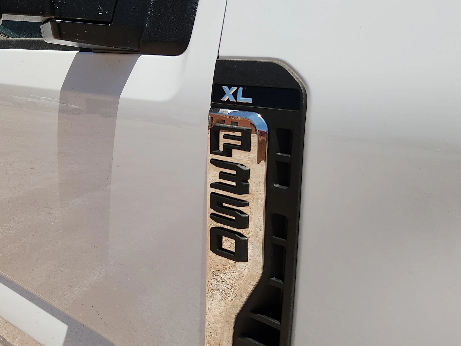 New 2026 Oxford White Ford F-350® XL image 10