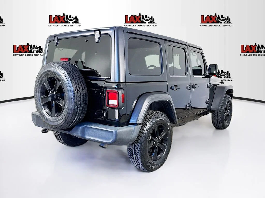 Used 2022 Black Jeep Unlimited Sport Altitude image 7