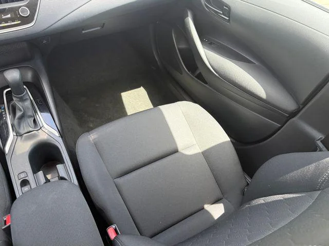Certified Used 2025 CLASSIC SILVER METALLIC Toyota LE image 28