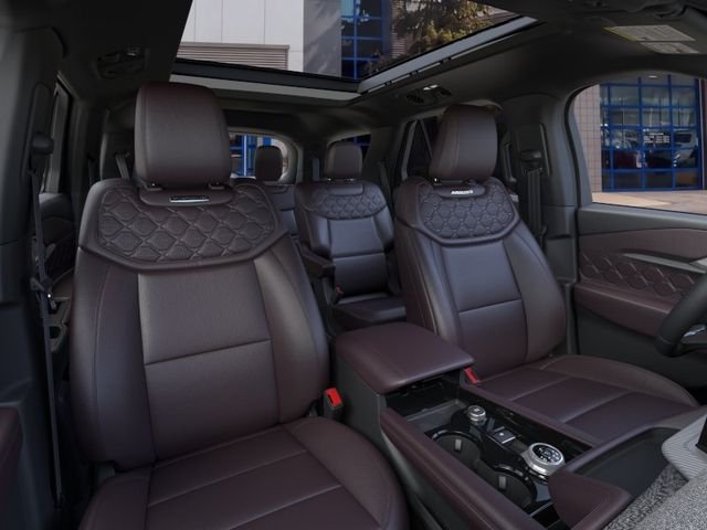 New 2026 Star White Metallic Tri-Coat Ford Platinum™ image 10