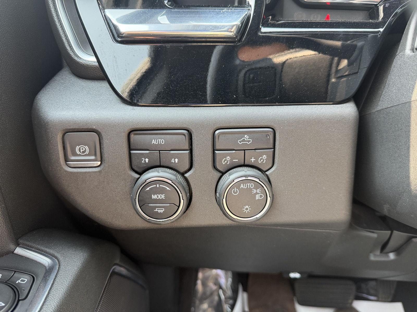 Used 2023 Dark Ash Metallic Chevrolet LT (2FL) image 13