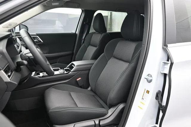 New 2026 White Mitsubishi ES 1.5T 2WD image 6