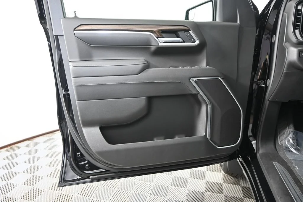 2026 Chevrolet Silverado 1500 LT - Photo 18