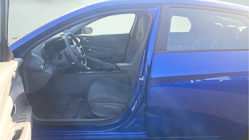 Used 2024 Blue Hyundai SEL image 22